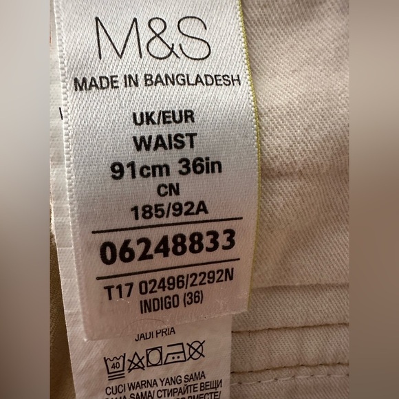 Marks and Spencer London Plaid Cargo Men Shorts - Blue and Yellow - Picture 6 of 8